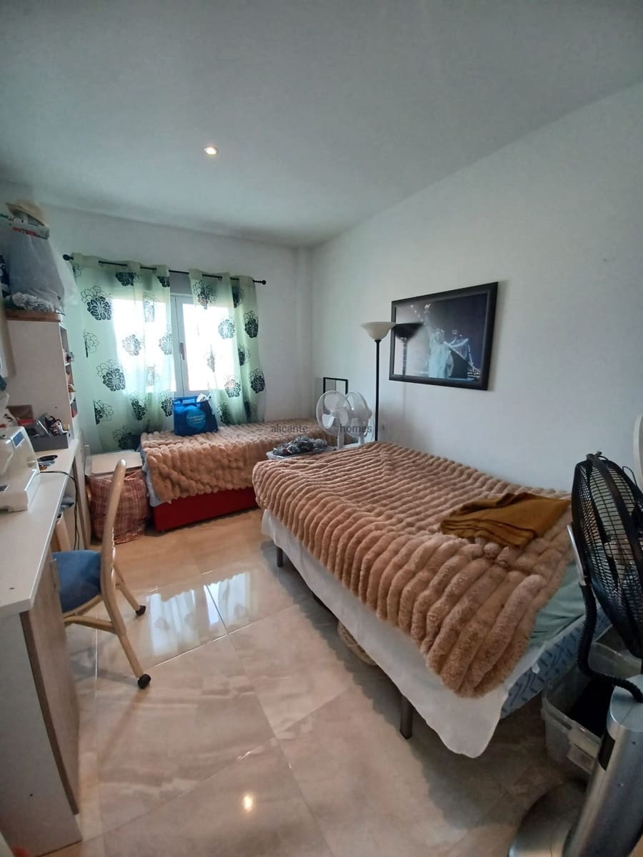 3 quarto Moradia para venda em Canada de la Lena com piscina - 315 000 € (Ref: 9461048)