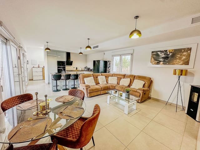 3 quarto Moradia para venda em Pinoso com piscina - 279 995 € (Ref: 9461049)