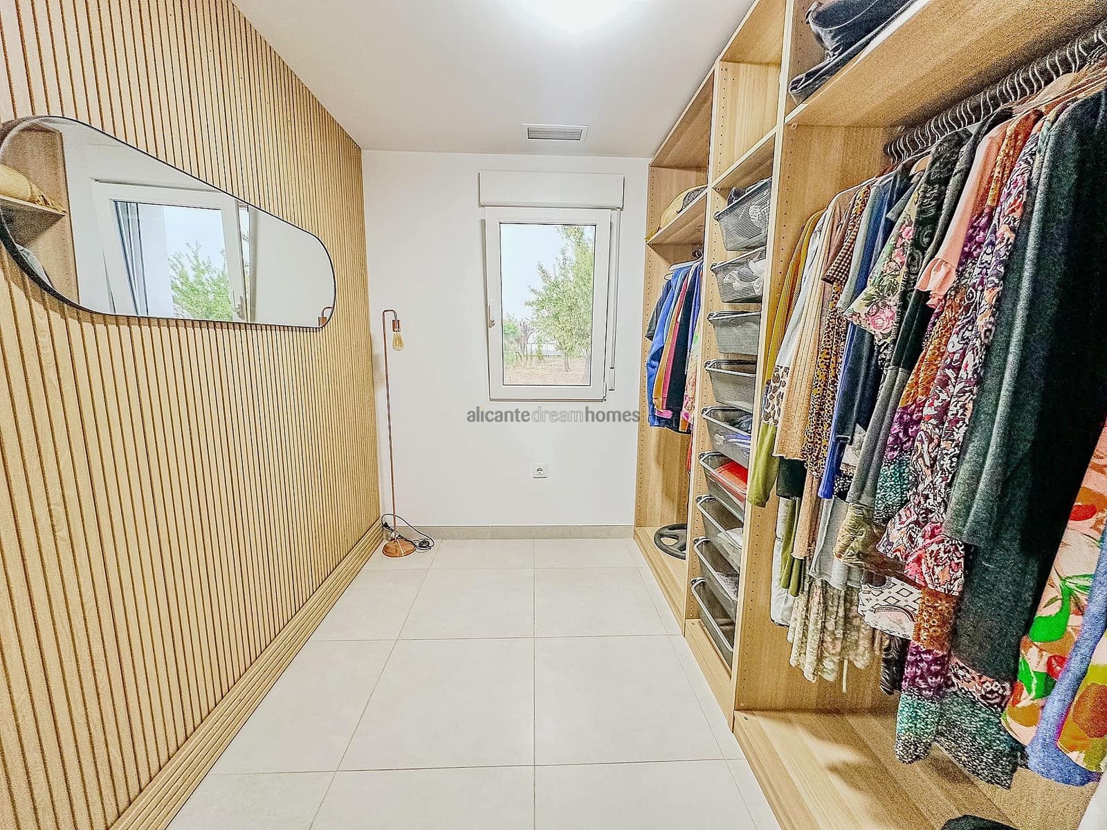 3 makuuhuone Huvila myytävänä paikassa Pinoso mukana uima-altaan - 309 995 € (Ref: 9461049)