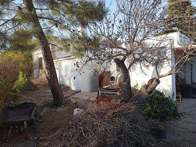 6 Zimmer Finca/Landgut zu verkaufen in Yecla mit Pool Garage - 249.500 € (Ref: 9472004)