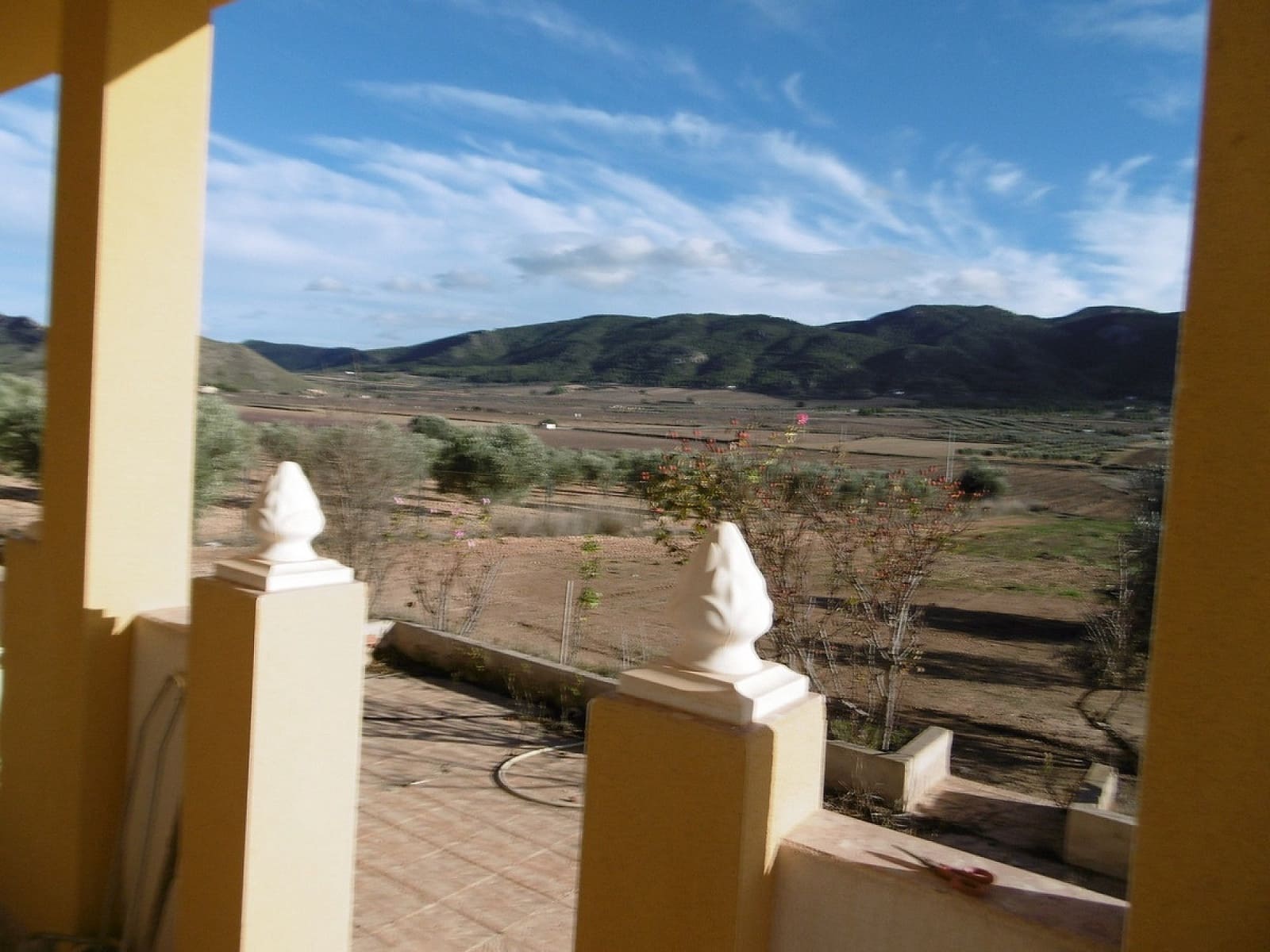 2 bedroom Finca/Country House for sale in Yecla - € 128,900 (Ref: 9473750)