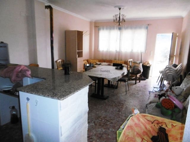 2 makuuhuone Maalaistalo myytävänä paikassa Yecla - 128 900 € (Ref: 9473750)