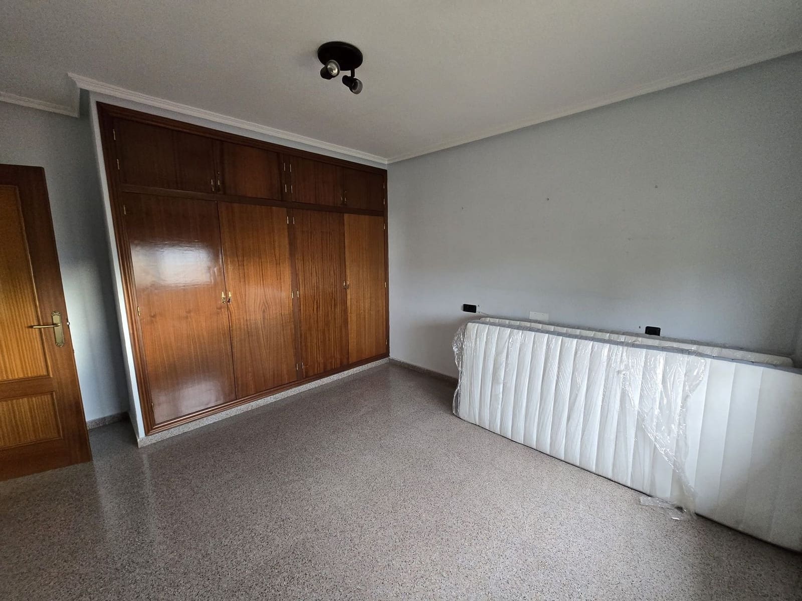 5 camera da letto Villa in vendita in Salinas con garage - 199.995 € (Rif: 9473751)