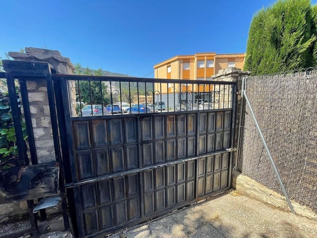 5 bedroom Townhouse for sale in Biar with garage - € 125,000 (Ref: 9473752)