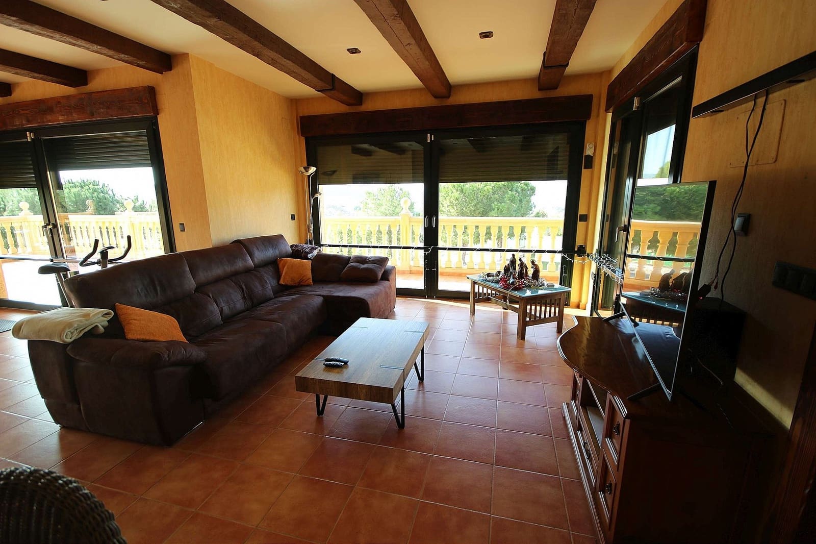 4 bedroom Villa for sale in Petrel / Petrer - € 775,000 (Ref: 9475120)