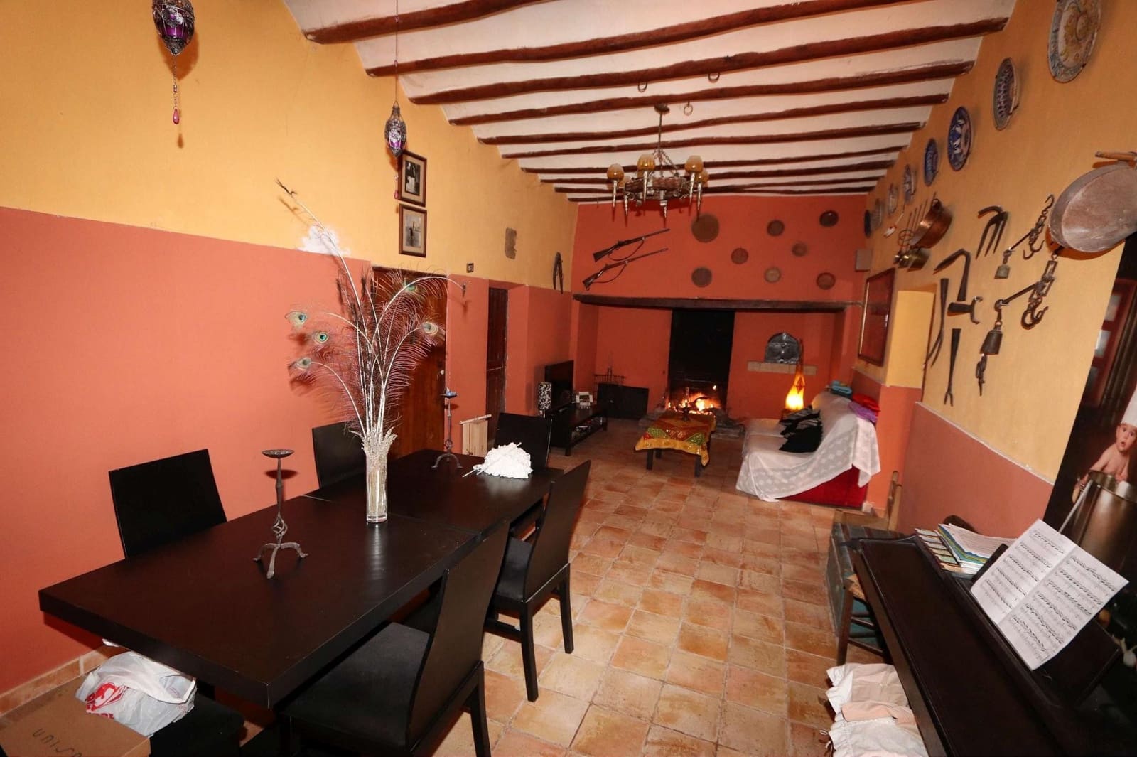 10 bedroom Commercial for sale in Pinoso - € 449,950 (Ref: 9475121)