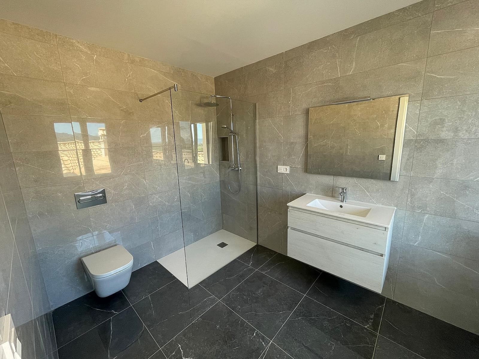 4 bedroom Villa for sale in Pinoso - € 505,000 (Ref: 9475124)