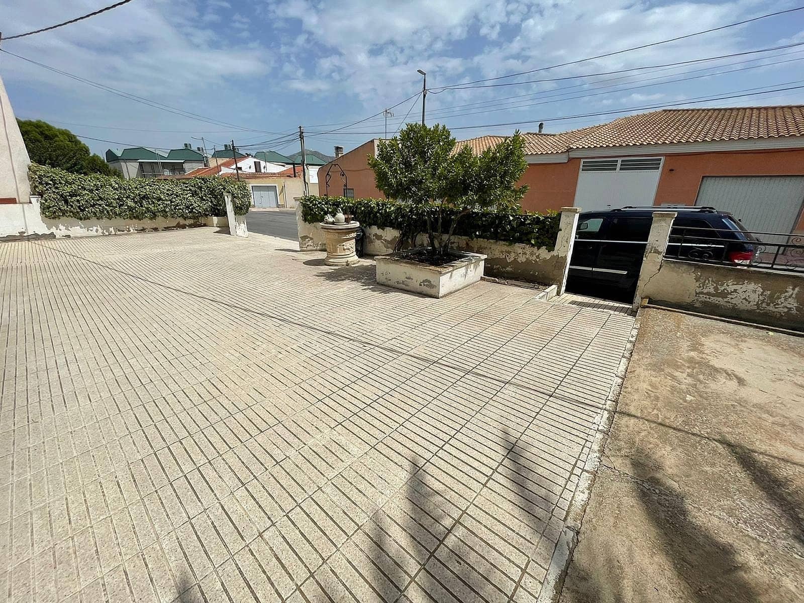 5 bedroom Townhouse for sale in Salinas - € 199,995 (Ref: 9475127)