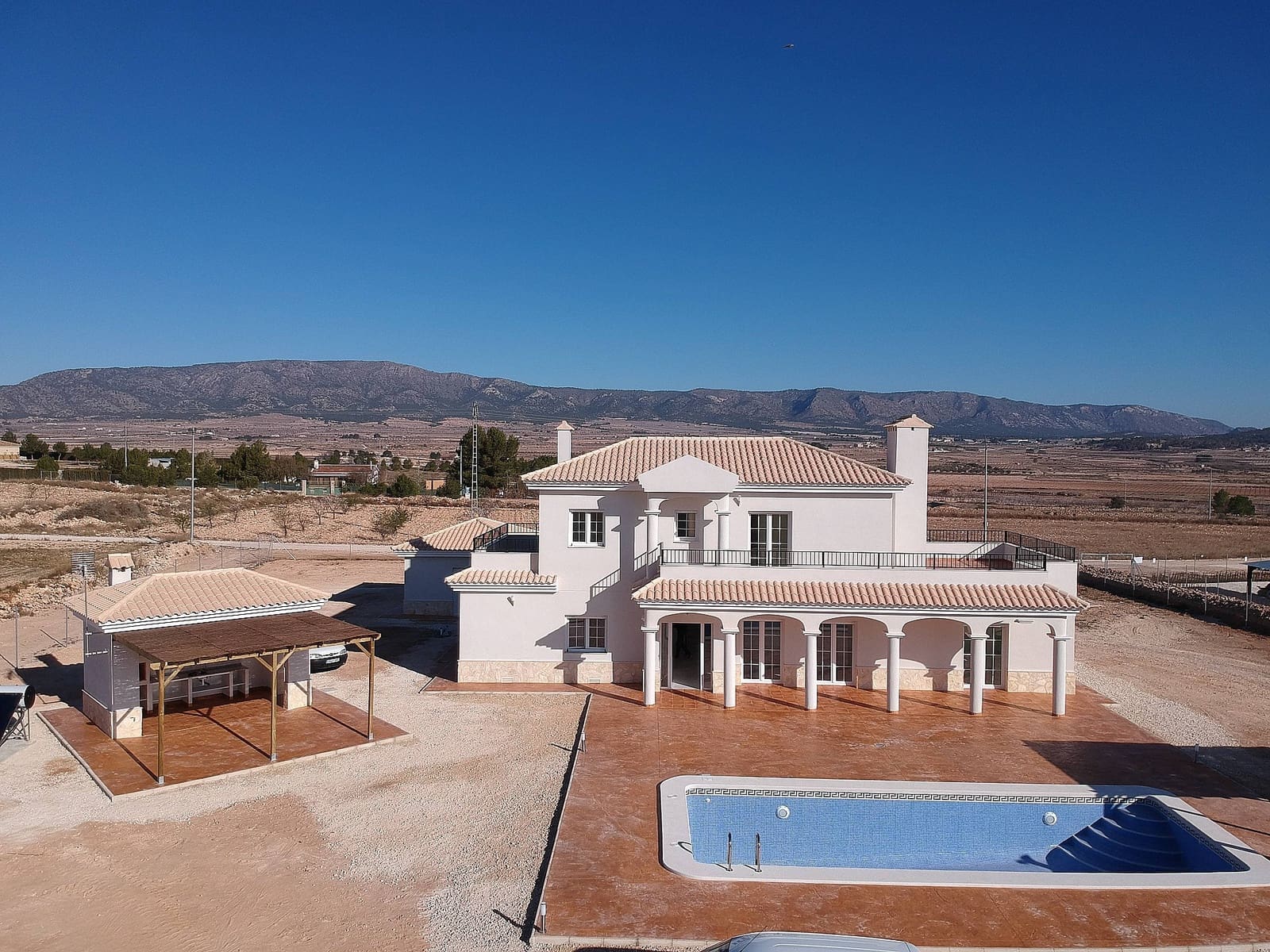 4 bedroom Villa for sale in Pinoso - € 375,000 (Ref: 9475135)
