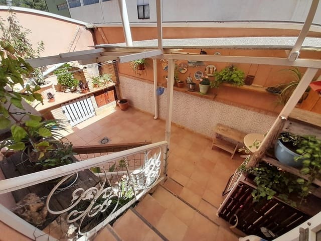 4 bedroom Townhouse for sale in Monóvar / Monóver - € 205,000 (Ref: 9475139)