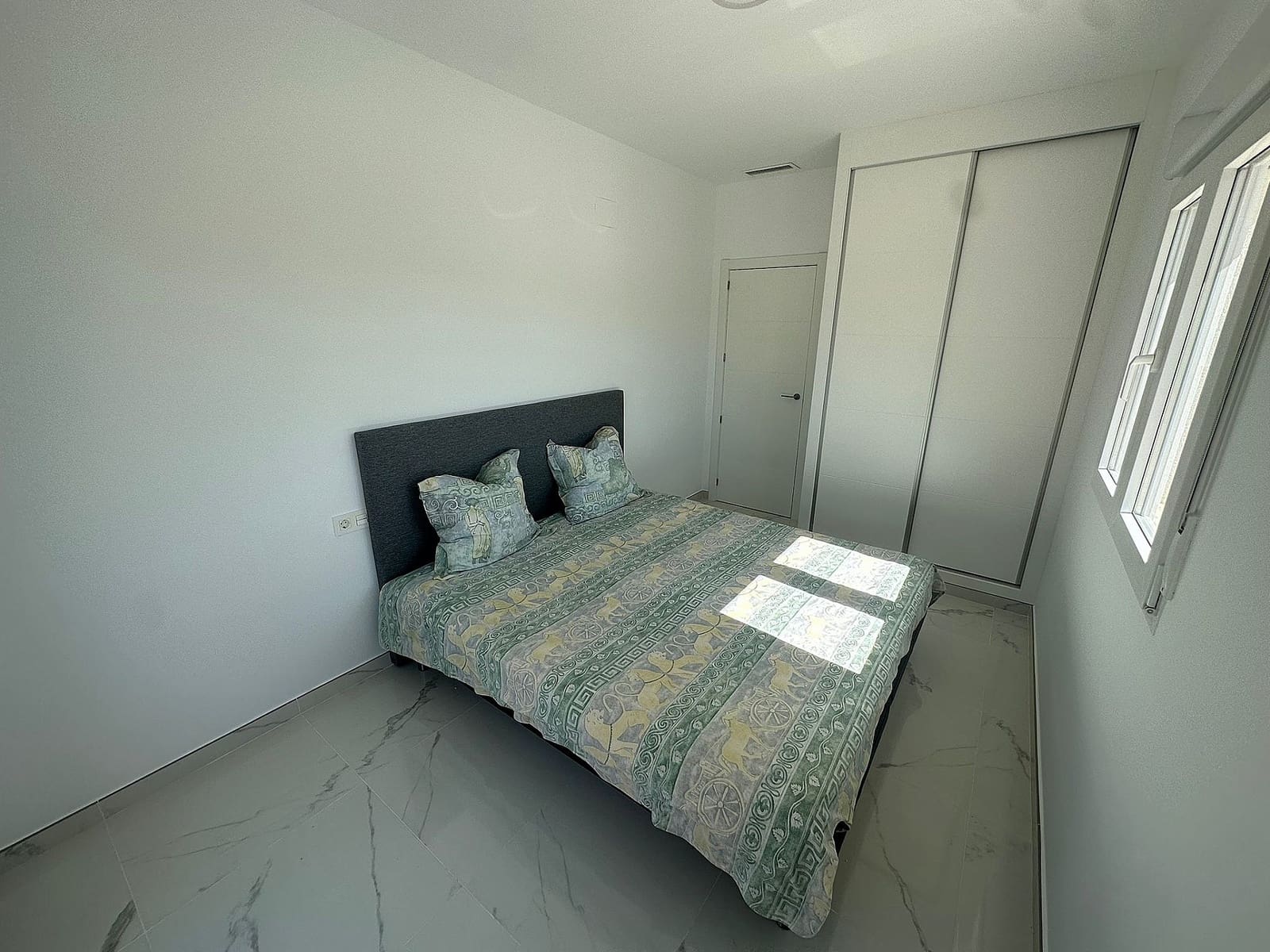 4 bedroom Villa for sale in Pinoso - € 423,000 (Ref: 9475140)