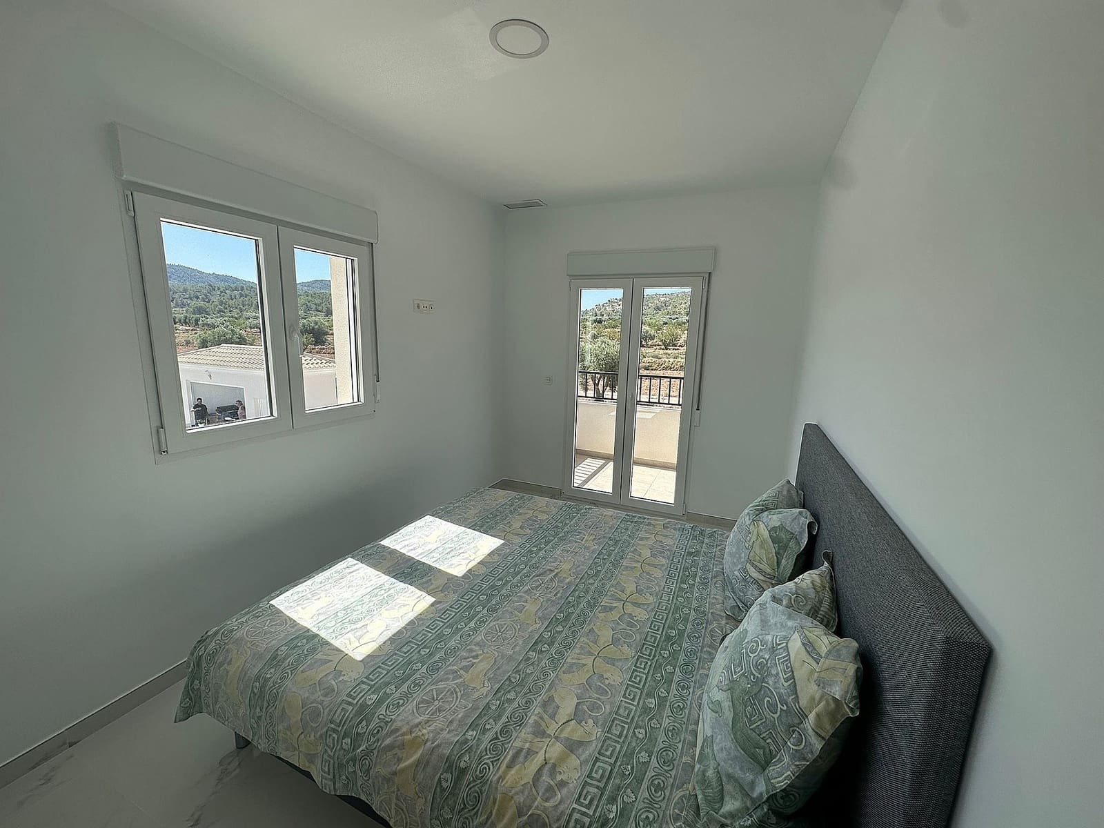 4 bedroom Villa for sale in Pinoso - € 423,000 (Ref: 9475140)