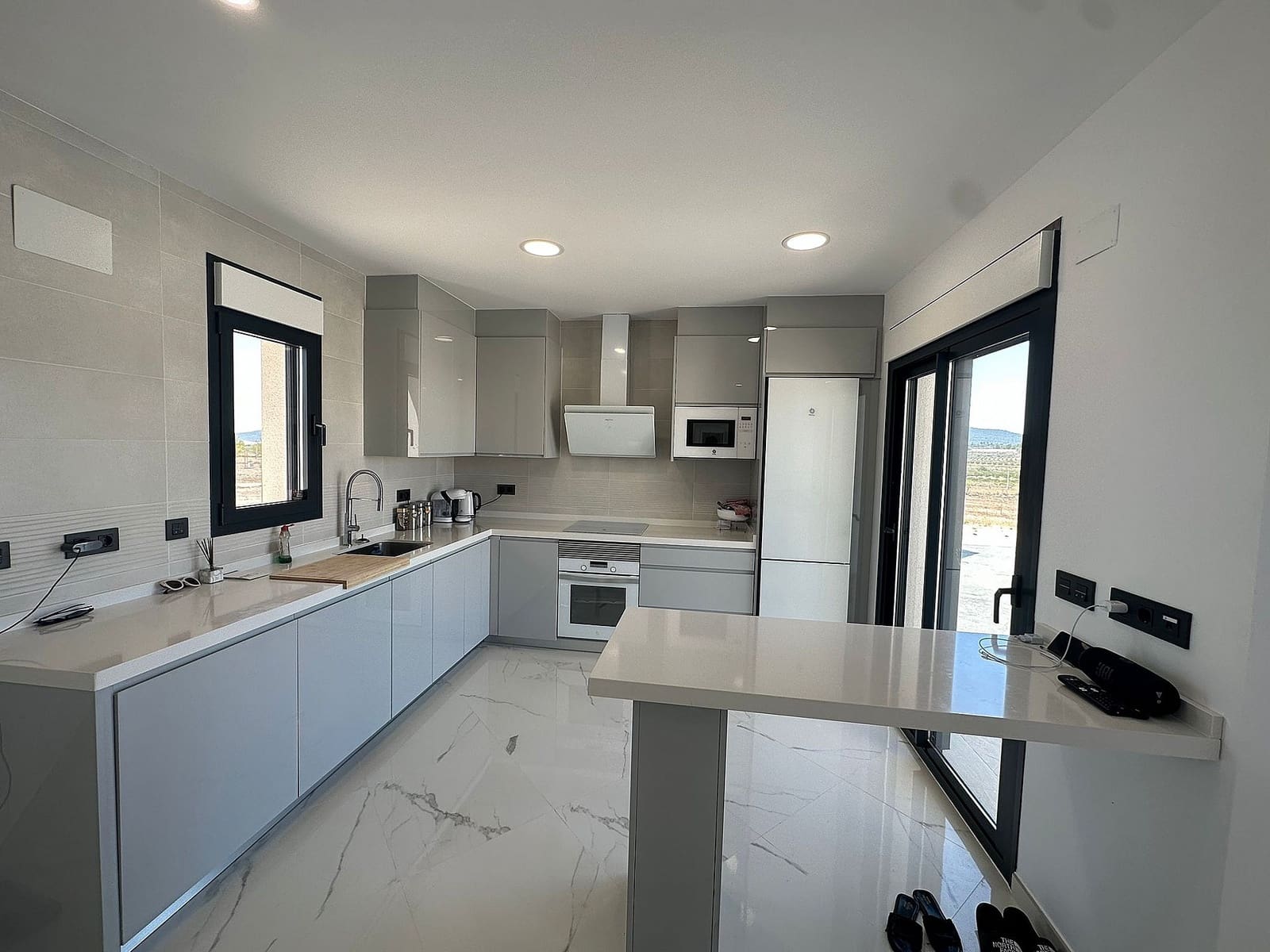 4 bedroom Villa for sale in Pinoso - € 436,000 (Ref: 9475141)