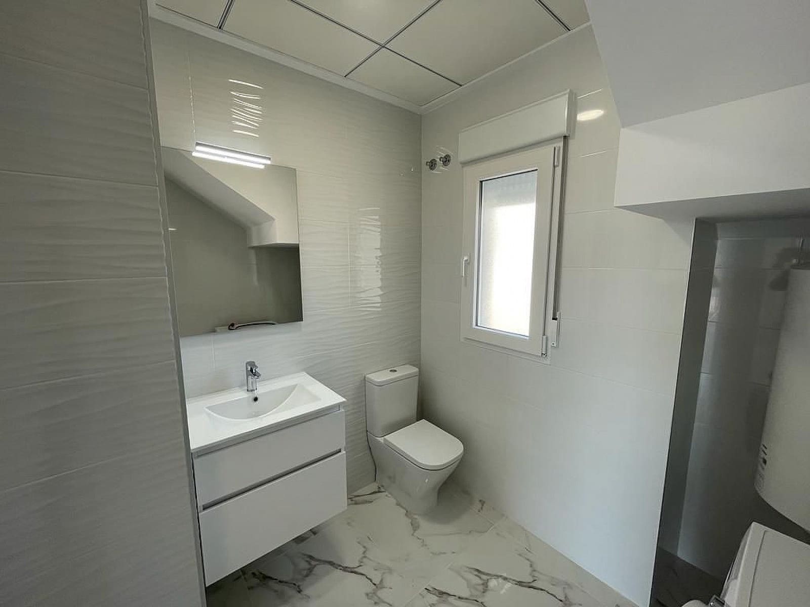 4 bedroom Villa for sale in Pinoso - € 505,000 (Ref: 9475142)