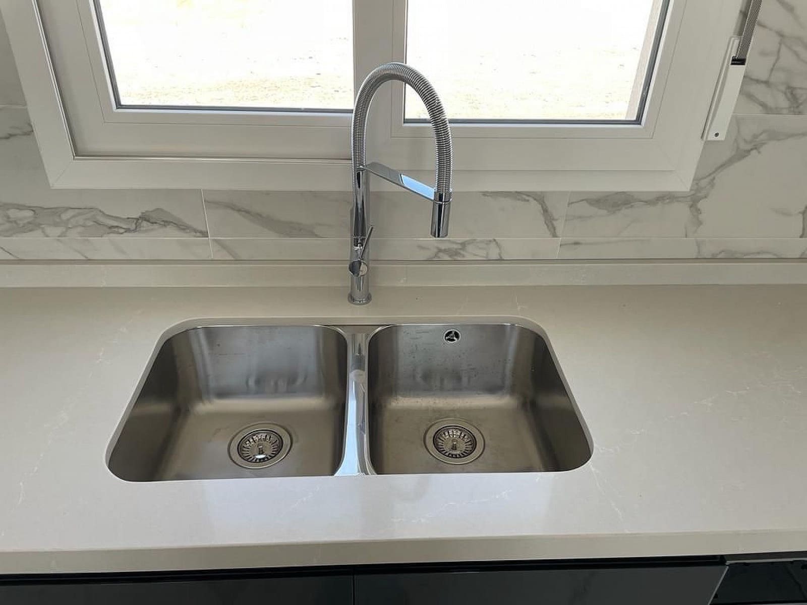 4 bedroom Villa for sale in Pinoso - € 505,000 (Ref: 9475142)