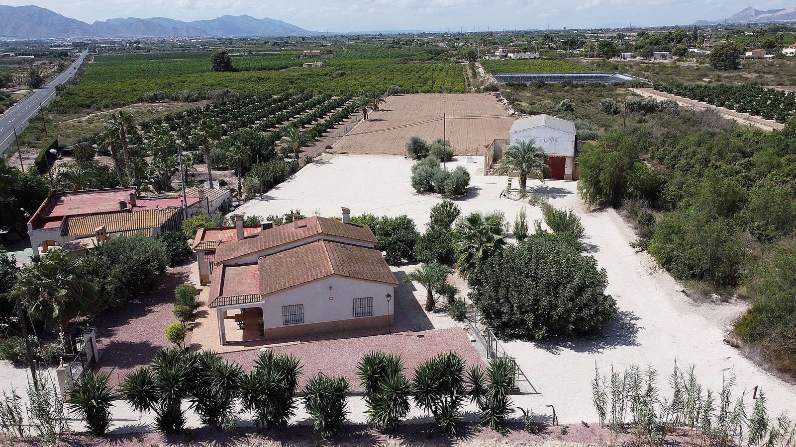 3 bedroom Villa for sale in Crevillente / Crevillent - € 399,995 (Ref: 9475144)