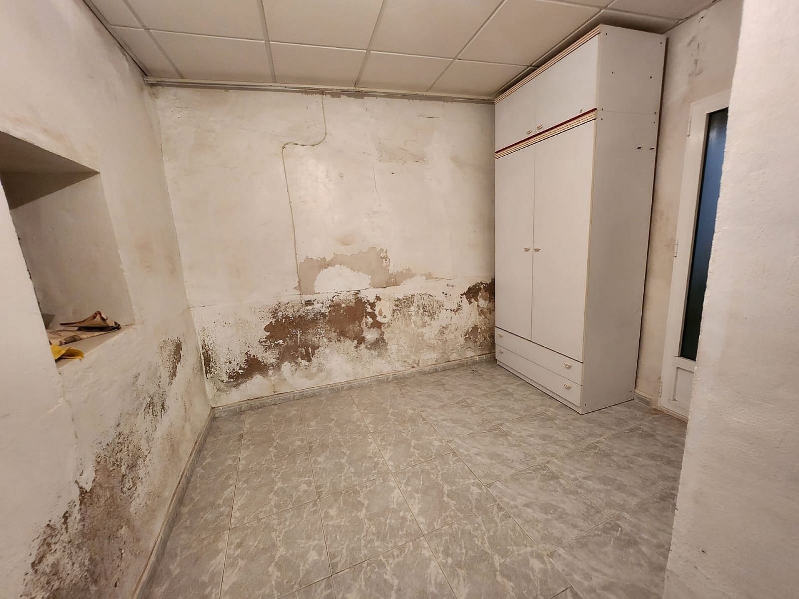 6 bedroom Townhouse for sale in Yecla - € 119,500 (Ref: 9475145)