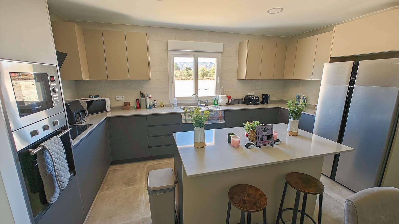 4 bedroom Villa for sale in Pinoso - € 342,000 (Ref: 9475147)