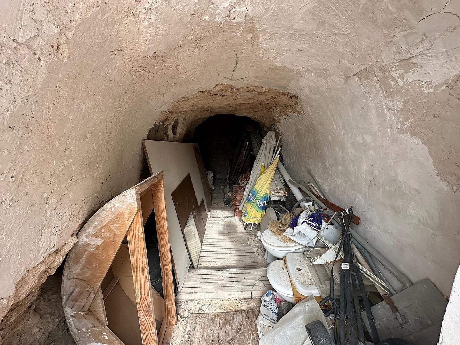 9 makuuhuone Maalaistalo myytävänä paikassa Novelda - 399 999 € (Ref: 9475153)