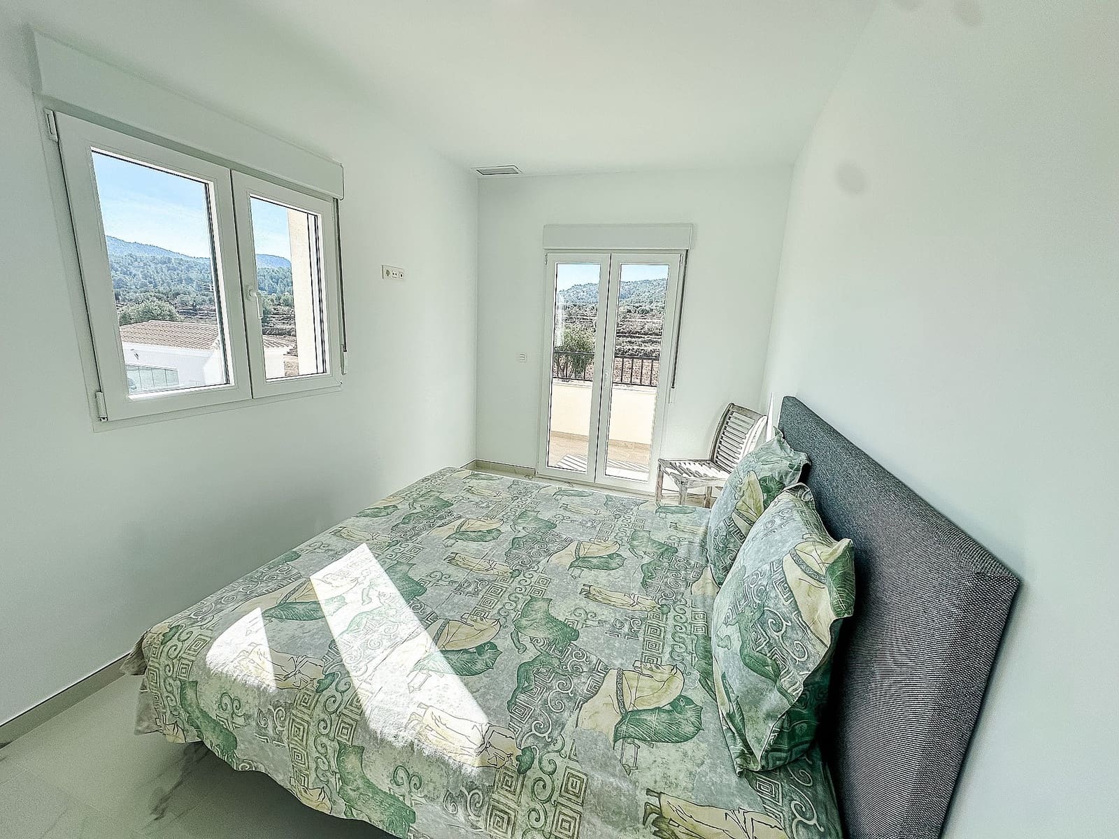 4 bedroom Villa for sale in Pinoso - € 423,000 (Ref: 9475155)