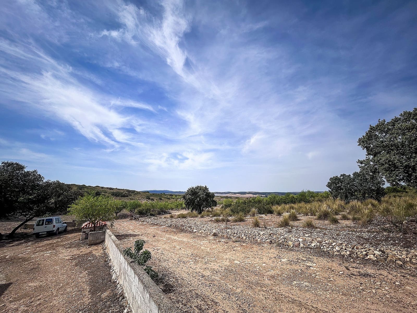 Finca/Country House for sale in Almansa - € 140,000 (Ref: 9475161)