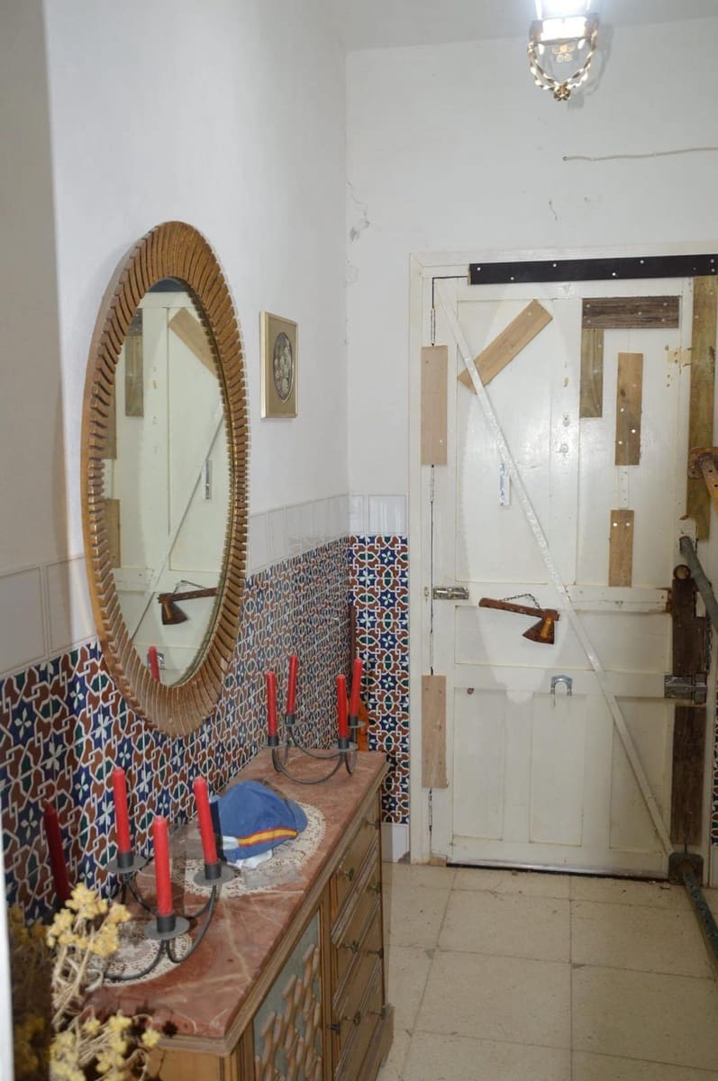 4 soverom Grottehus til salgs i Abanilla - € 95 000 (Ref: 9475163)