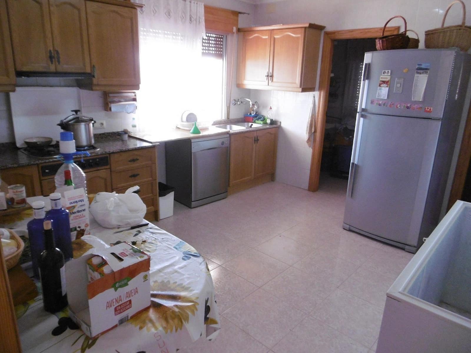 4 bedroom Villa for sale in Yecla - € 210,000 (Ref: 9475171)