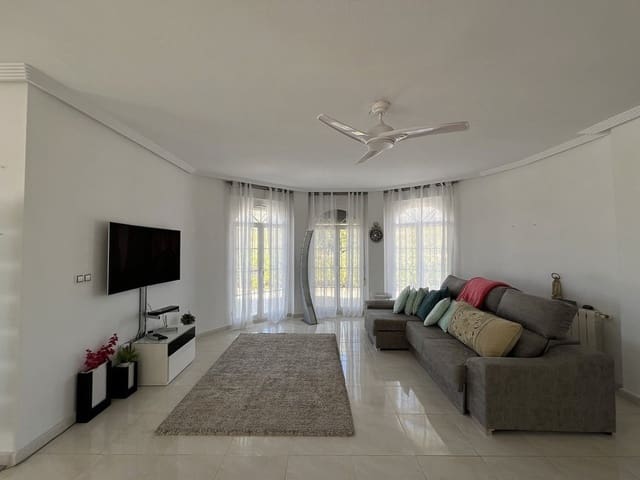 4 sovrum Villa till salu i Pinoso - 475 000 € (Ref: 9475174)