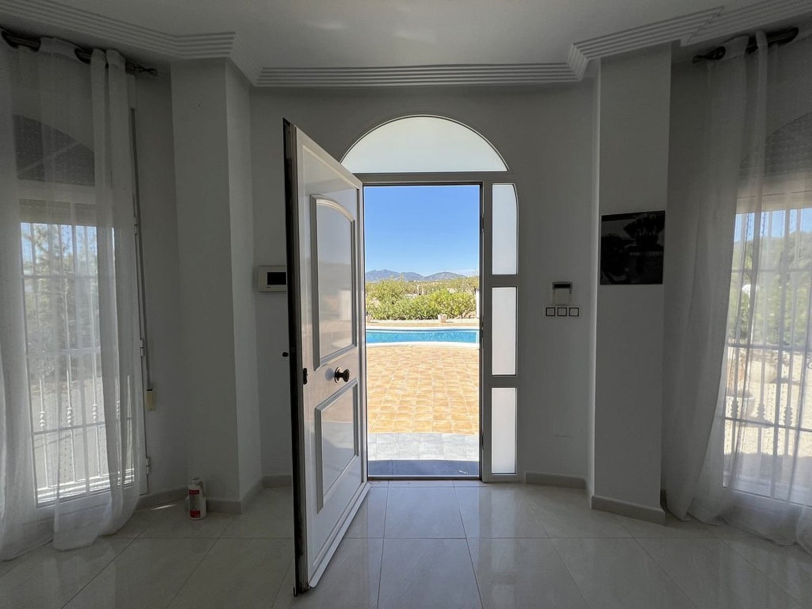 4 bedroom Villa for sale in Pinoso - € 475,000 (Ref: 9475174)