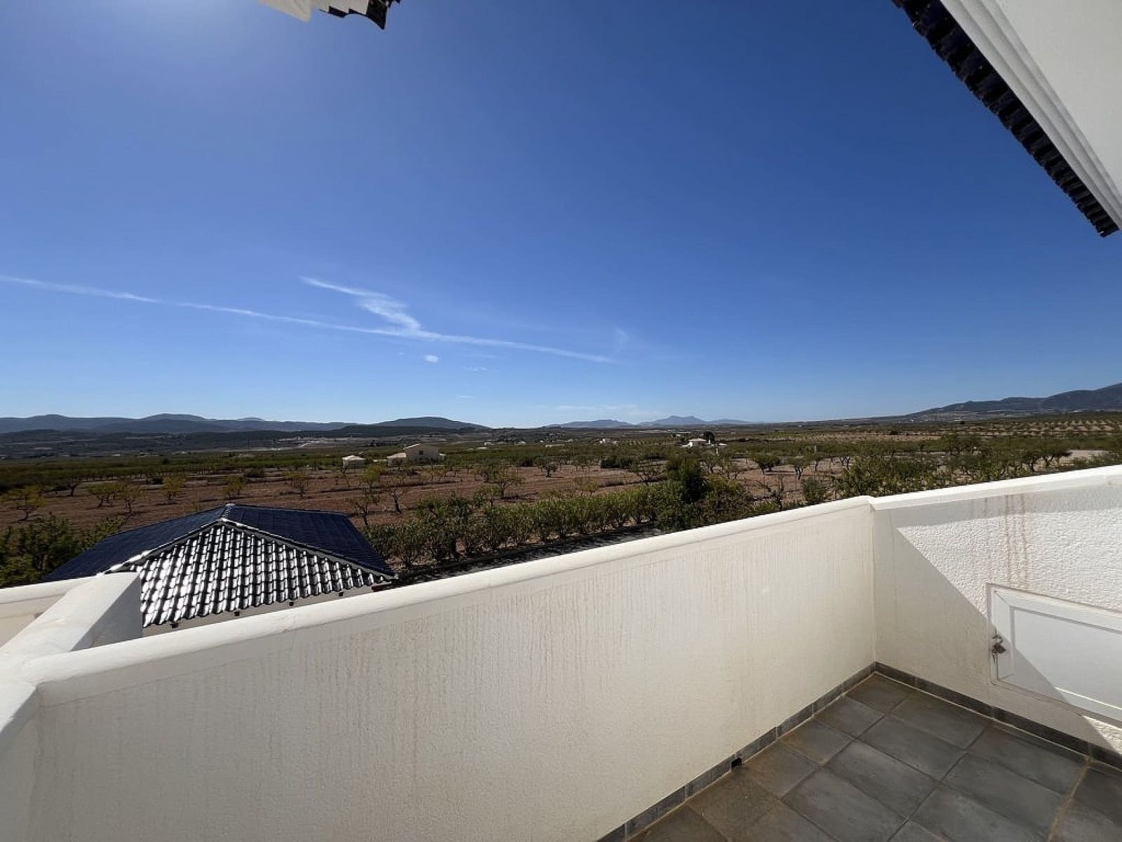 4 bedroom Villa for sale in Pinoso - € 475,000 (Ref: 9475174)