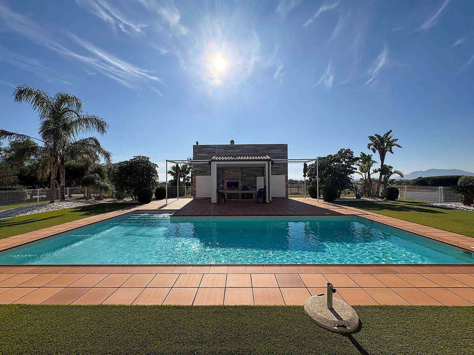 8 bedroom Villa for sale in Crevillente / Crevillent - € 680,000 (Ref: 9475178)