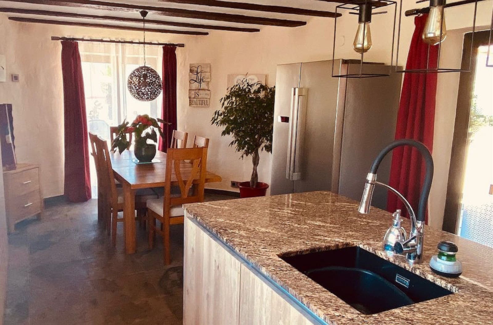 7 makuuhuone Huvila myytävänä paikassa Barbarroja mukana uima-altaan - 549 500 € (Ref: 9475179)