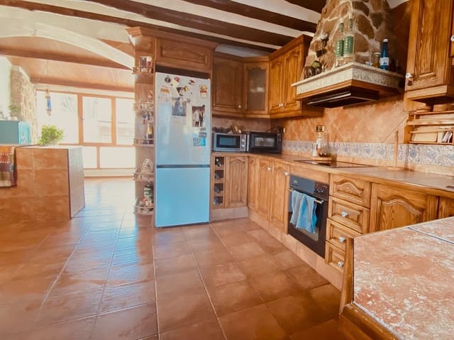 7 sovrum Hus till salu i Yecla - 139 000 € (Ref: 9475181)