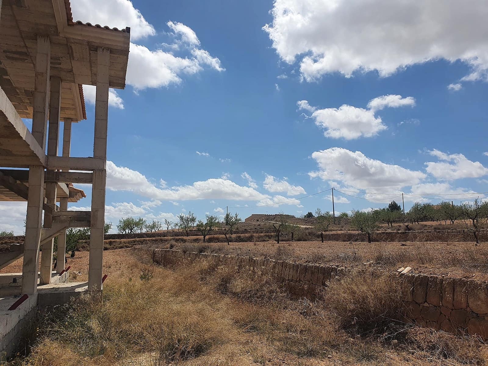 4 bedroom Villa for sale in Pinoso - € 159,995 (Ref: 9475183)