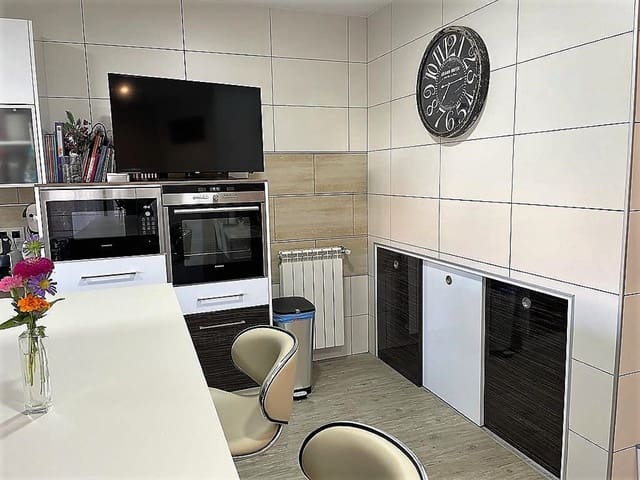 4 soveværelse Villa til salg i Castalla - € 415.000 (Ref: 9475184)