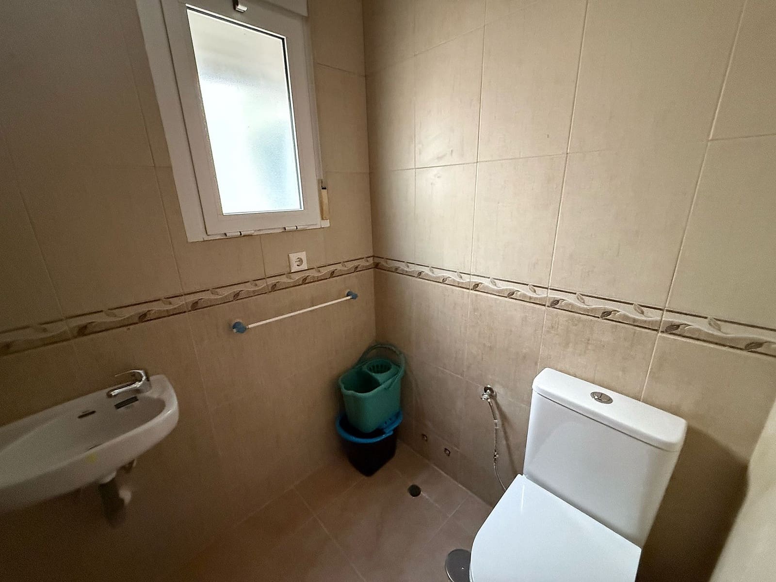 2 bedroom Apartment for sale in Canada de la Lena - € 75,000 (Ref: 9475188)