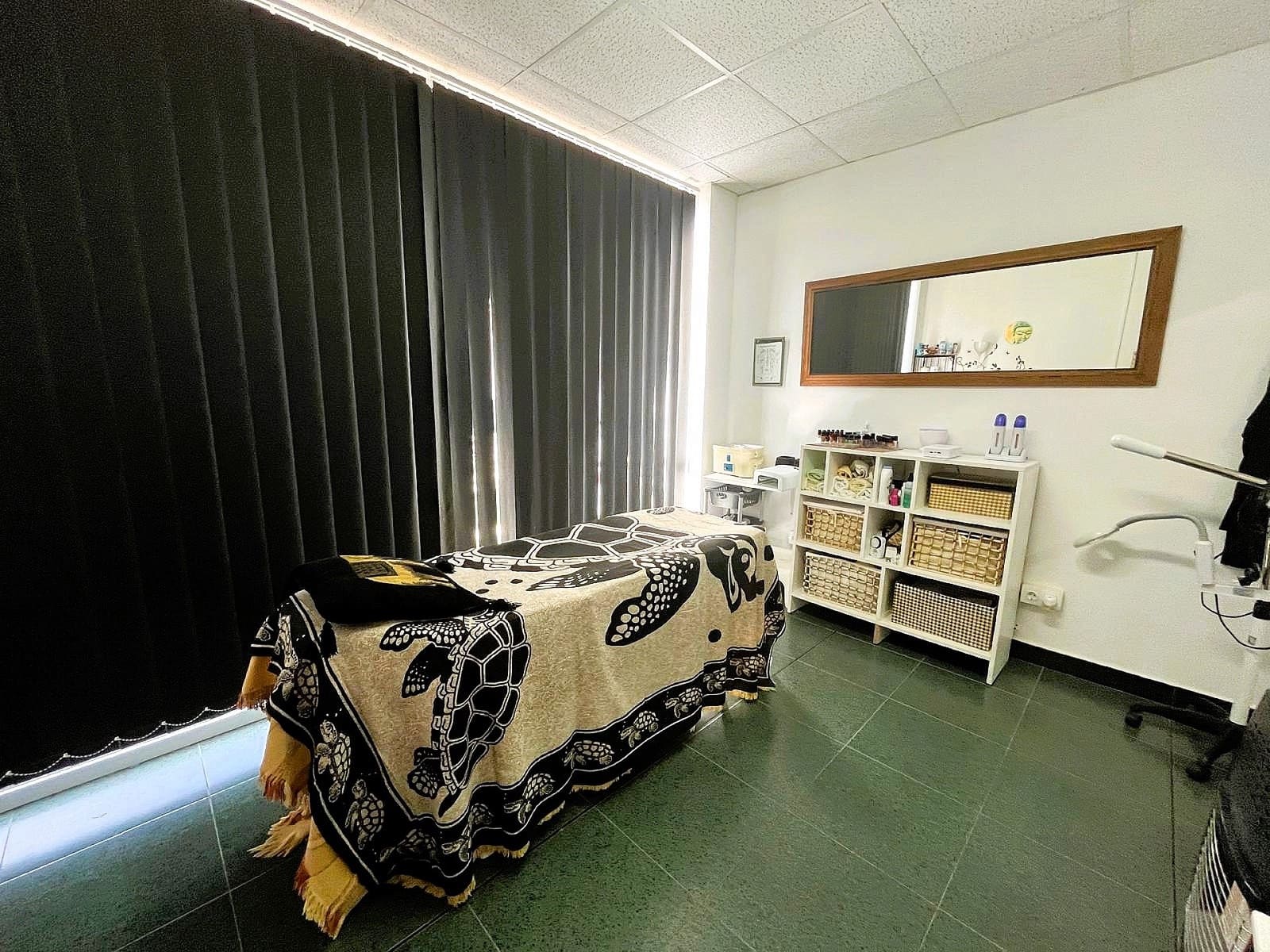 Yritys myytävänä paikassa Castalla - 225 000 € (Ref: 9475193)