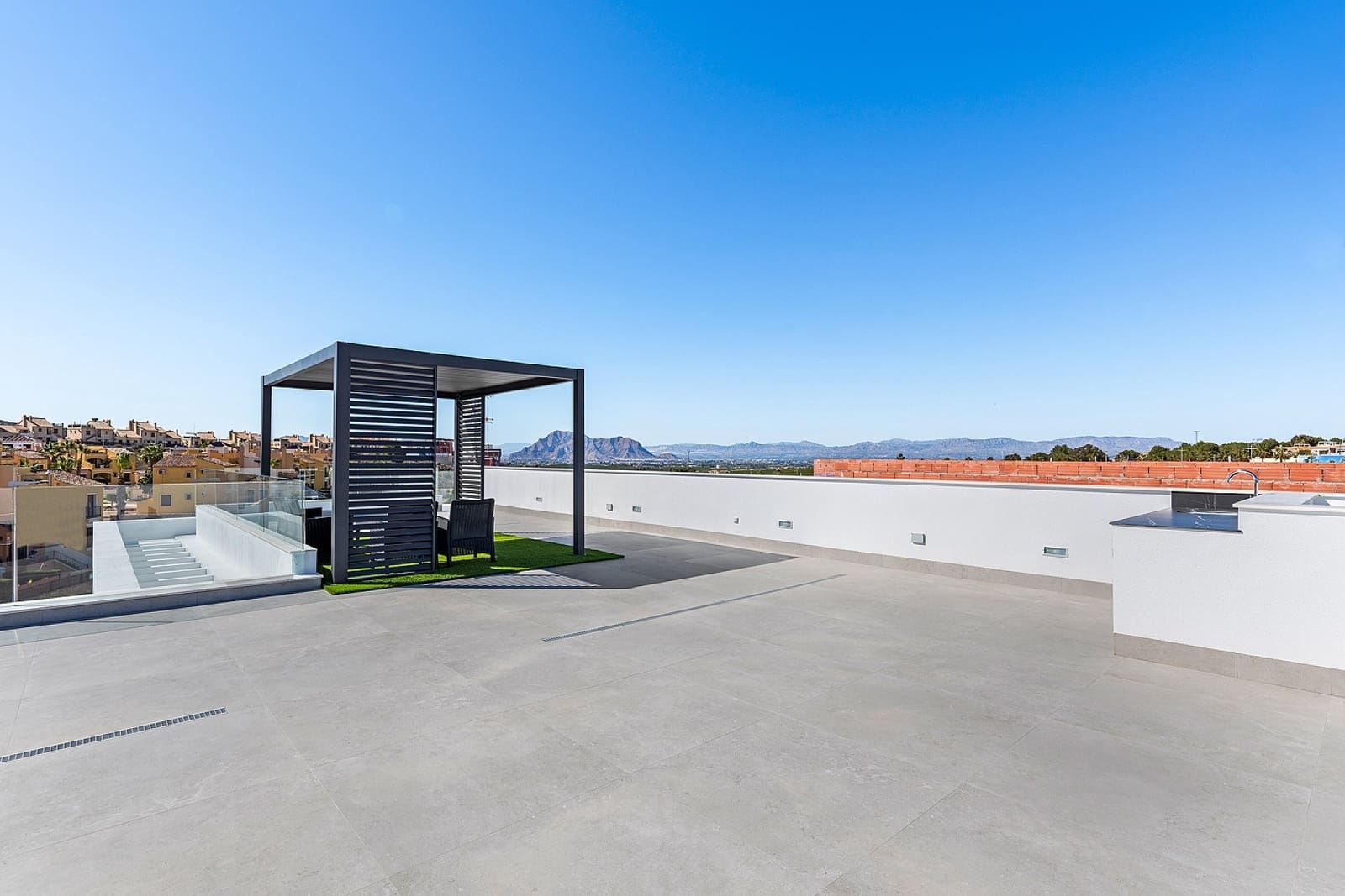 3 bedroom Villa for sale in Algorfa - € 635,000 (Ref: 9475196)