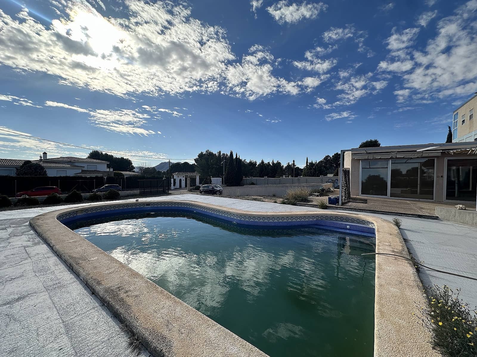 6 bedroom Villa for sale in Yecla - € 419,995 (Ref: 9475197)
