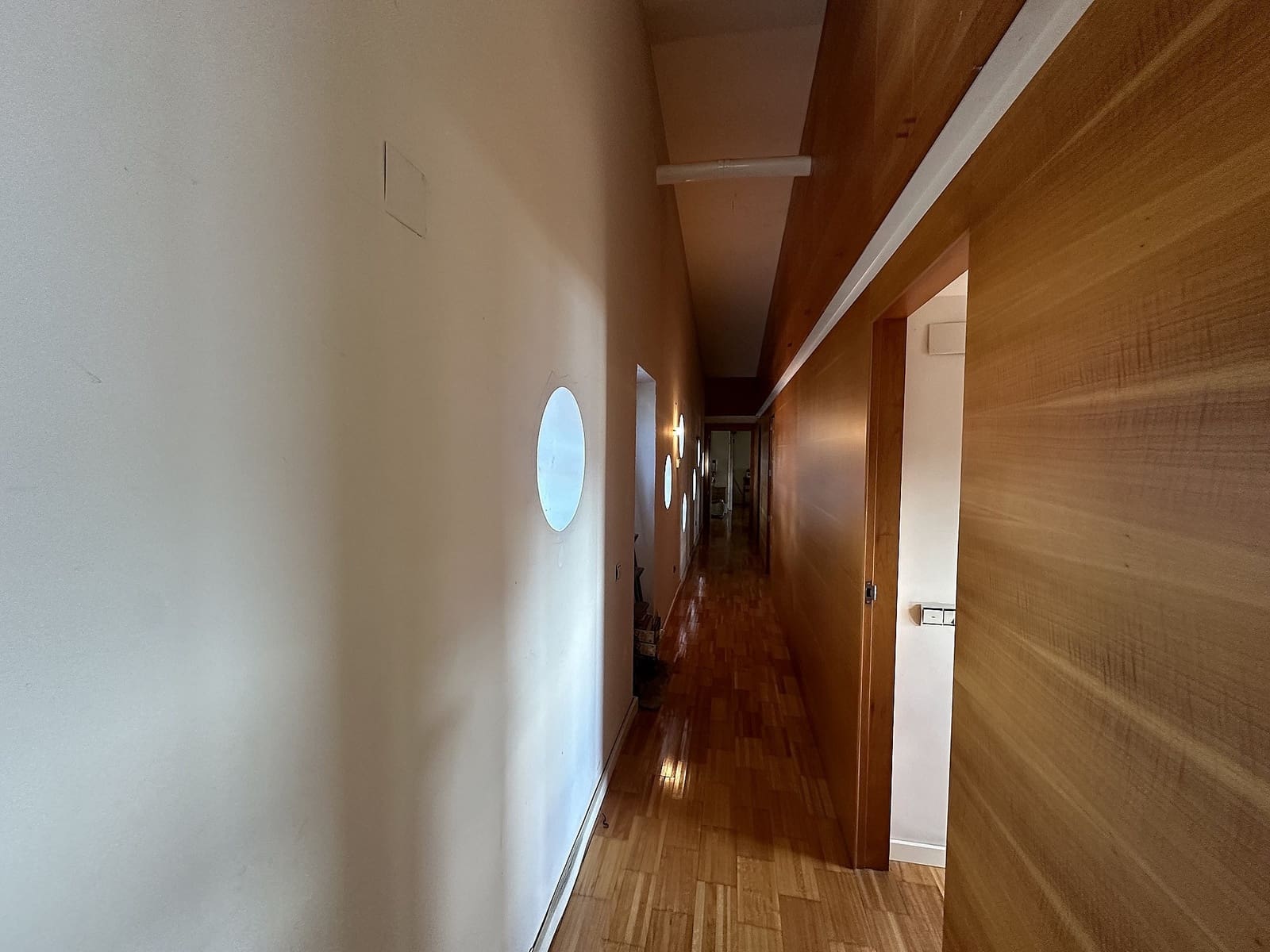 6 bedroom Villa for sale in Yecla - € 419,995 (Ref: 9475197)