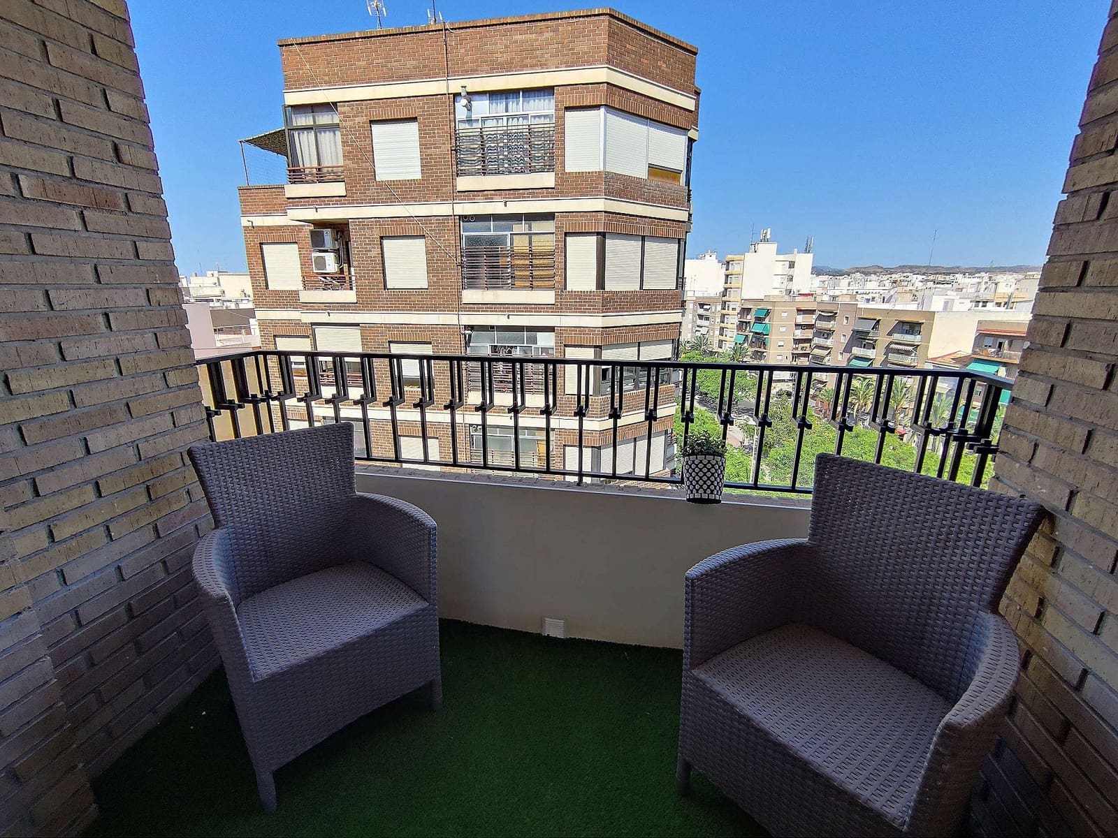 4 bedroom Apartment for sale in Elche / Elx - € 285,000 (Ref: 9475198)