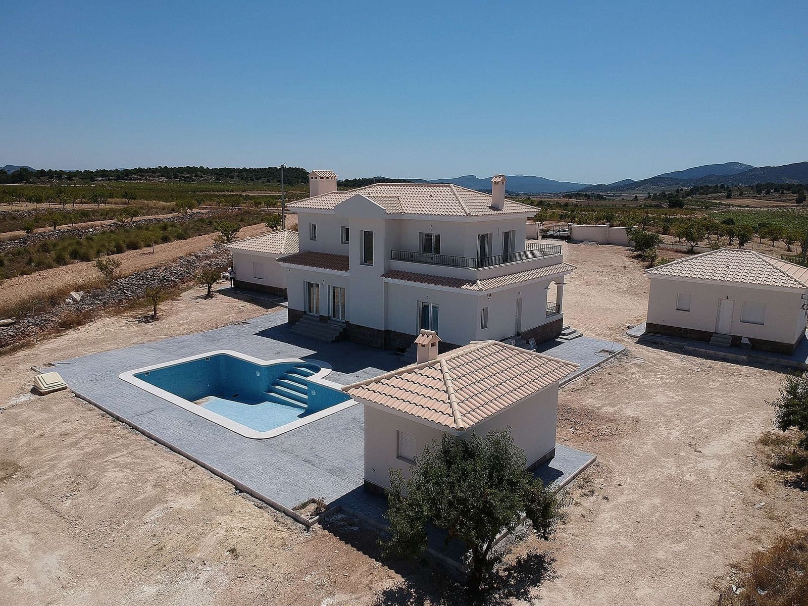 4 bedroom Villa for sale in Pinoso - € 449,000 (Ref: 9475203)