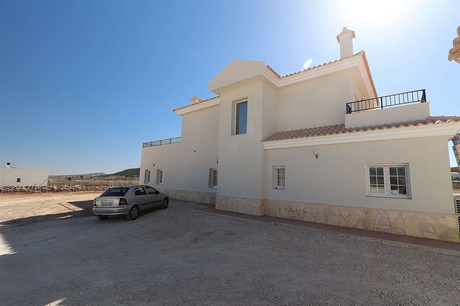 4 bedroom Villa for sale in Pinoso - € 505,000 (Ref: 9475204)