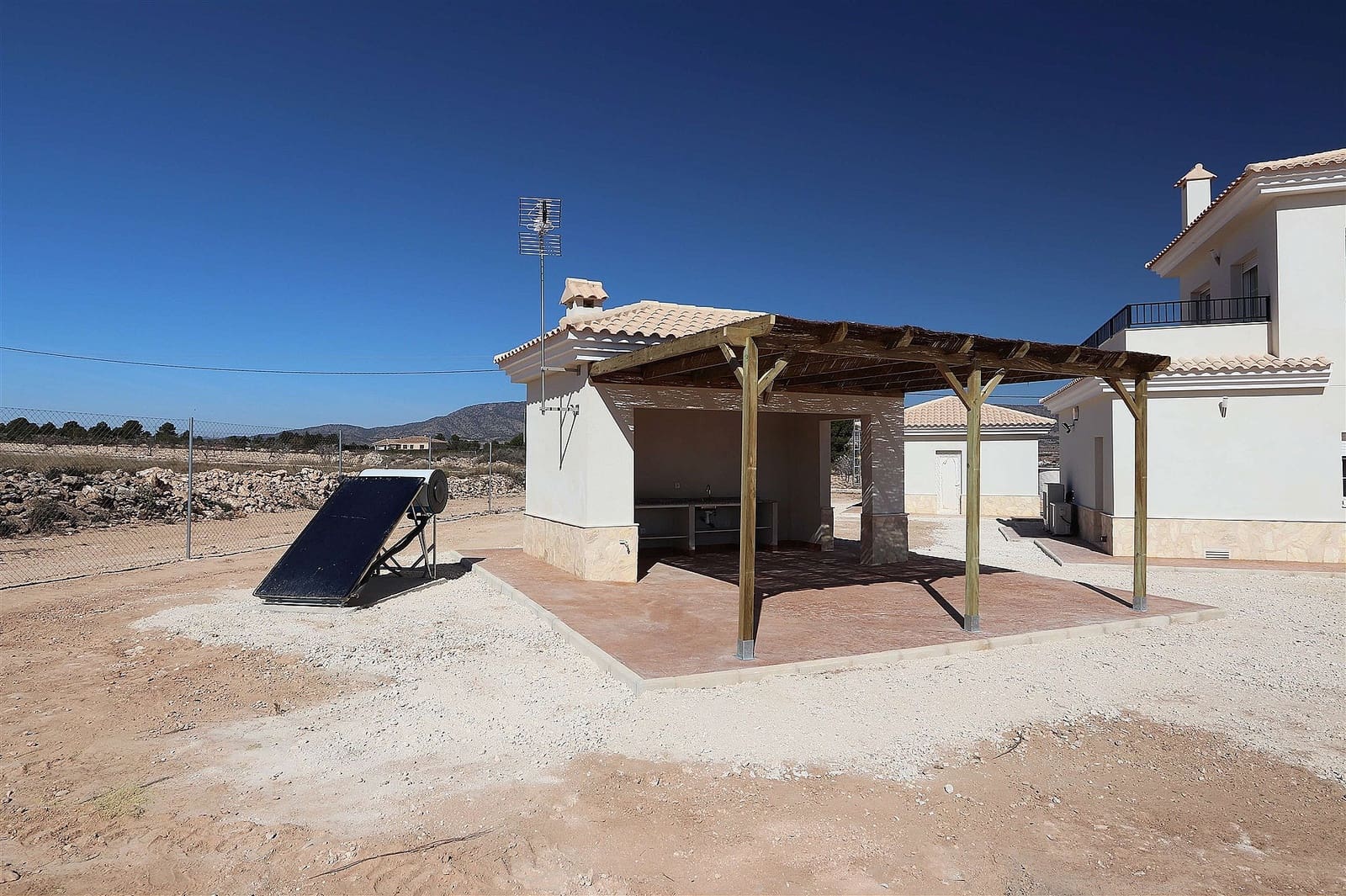 4 bedroom Villa for sale in Pinoso - € 505,000 (Ref: 9475204)