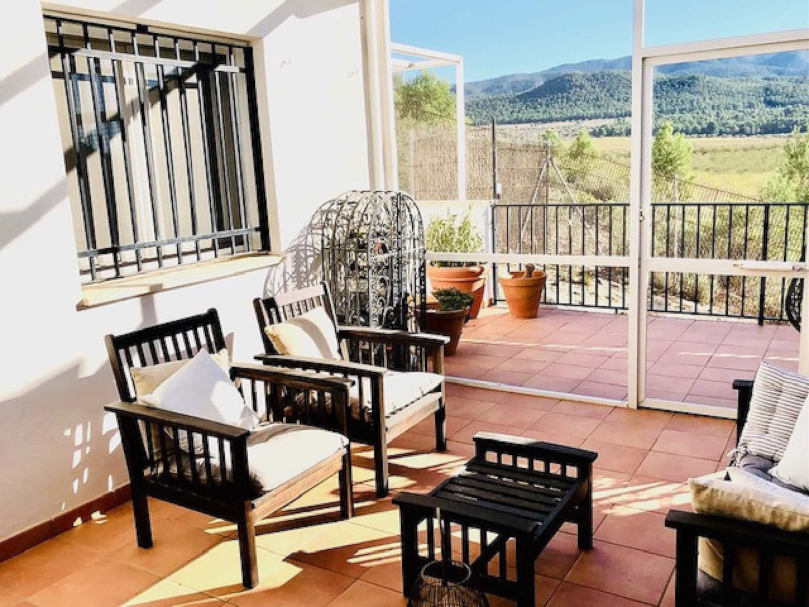 4 bedroom Villa for sale in Villena - € 395,000 (Ref: 9475206)