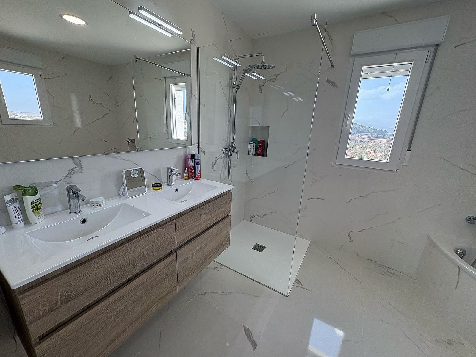 4 bedroom Villa for sale in Pinoso - € 423,000 (Ref: 9475210)