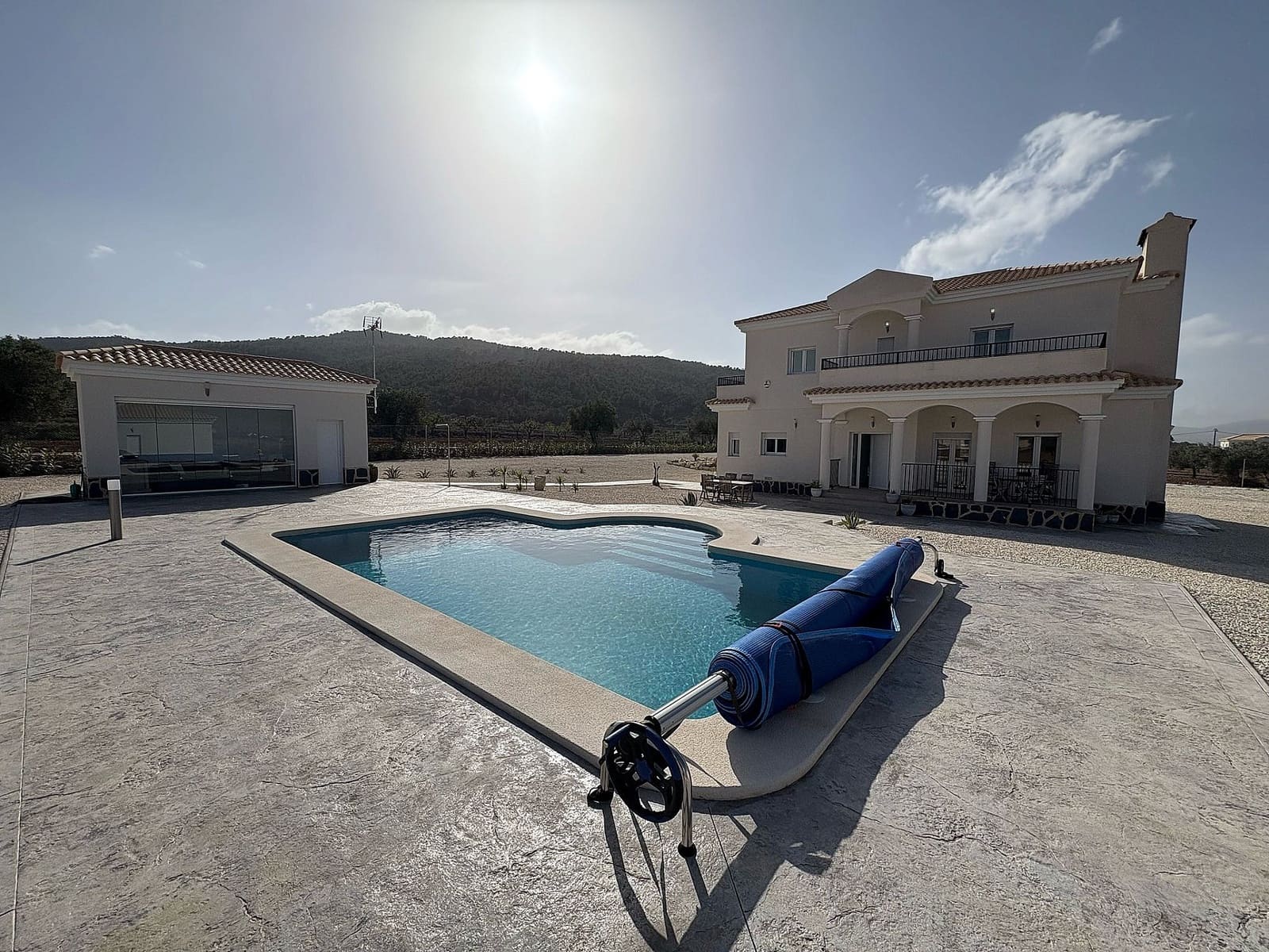 4 bedroom Villa for sale in Pinoso - € 423,000 (Ref: 9475210)