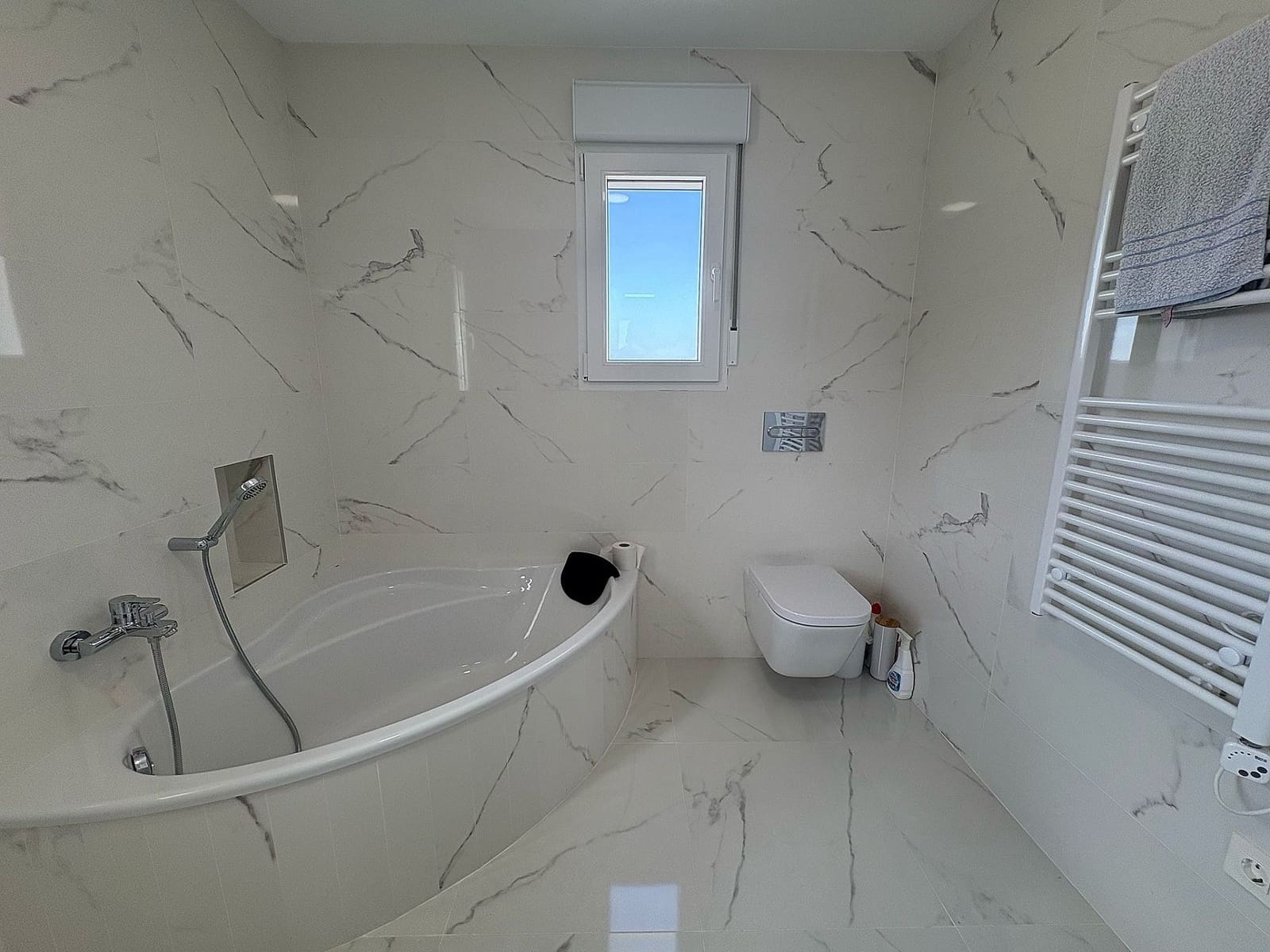 4 bedroom Villa for sale in Pinoso - € 423,000 (Ref: 9475210)