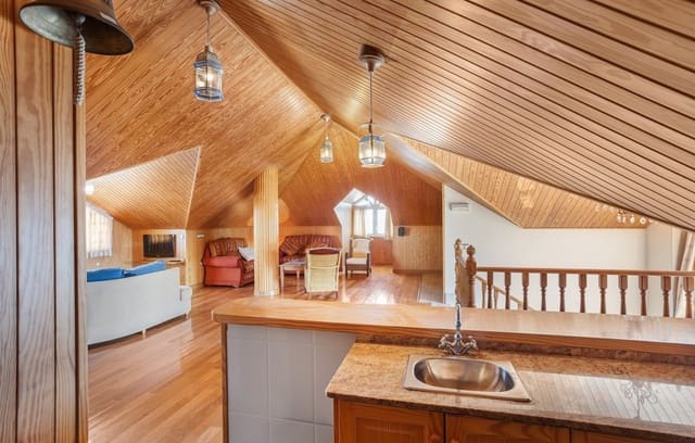 5 makuuhuone Huvila myytävänä paikassa Los Balcones - Los Altos, Torrevieja mukana uima-altaan 
autotalli - 995 000 € (Ref: 9475213)