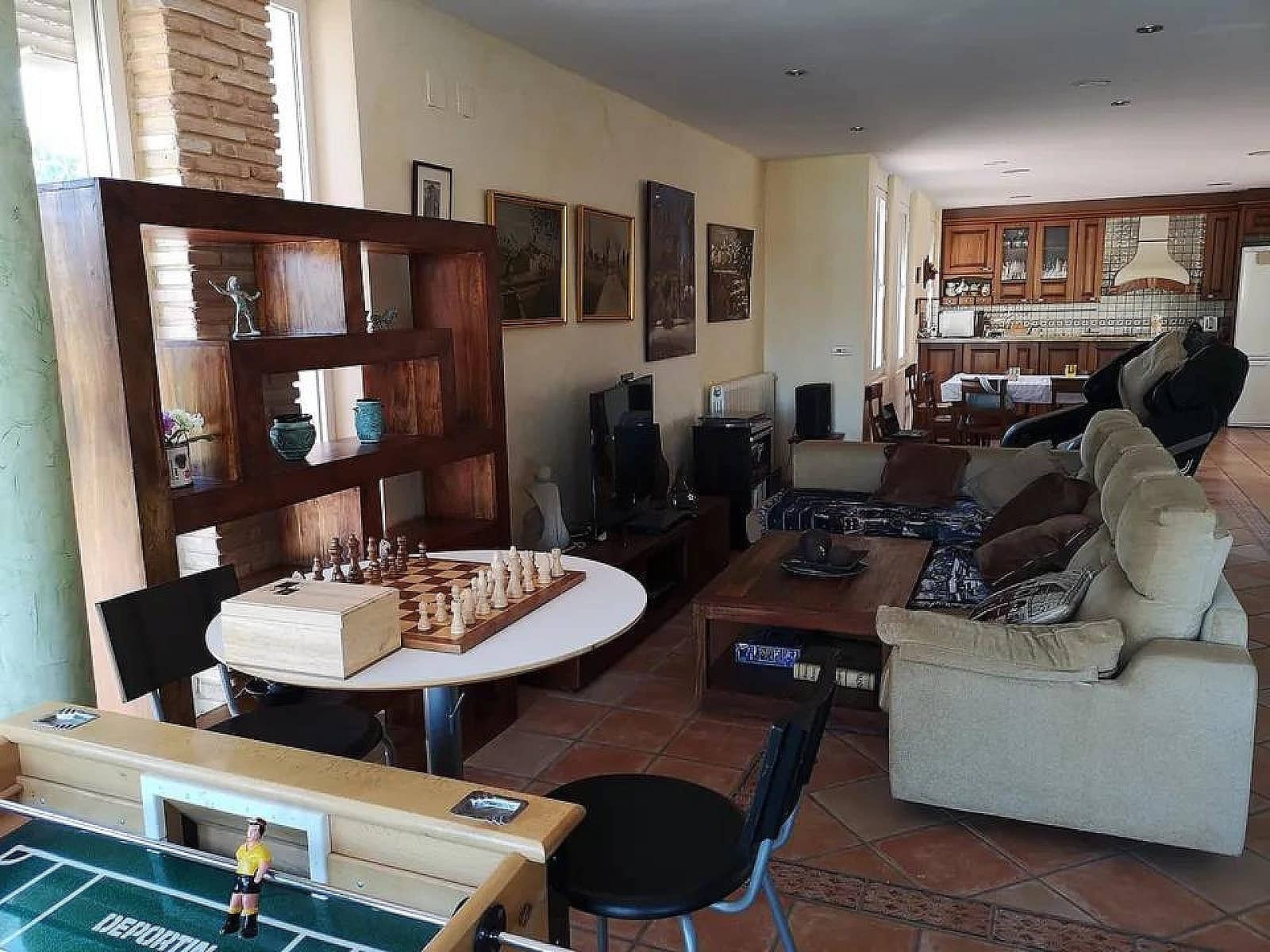 6 bedroom Finca/Country House for sale in Yecla - € 550,000 (Ref: 9475214)